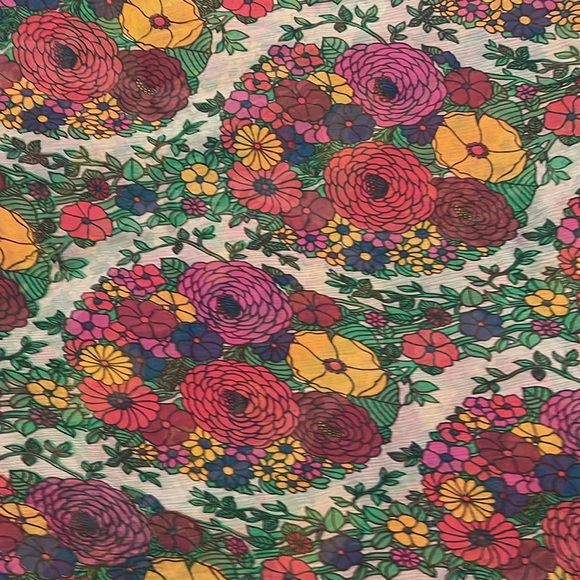 Khaadi Pakistani Indian embroidered kurta. - Picture 8 of 9